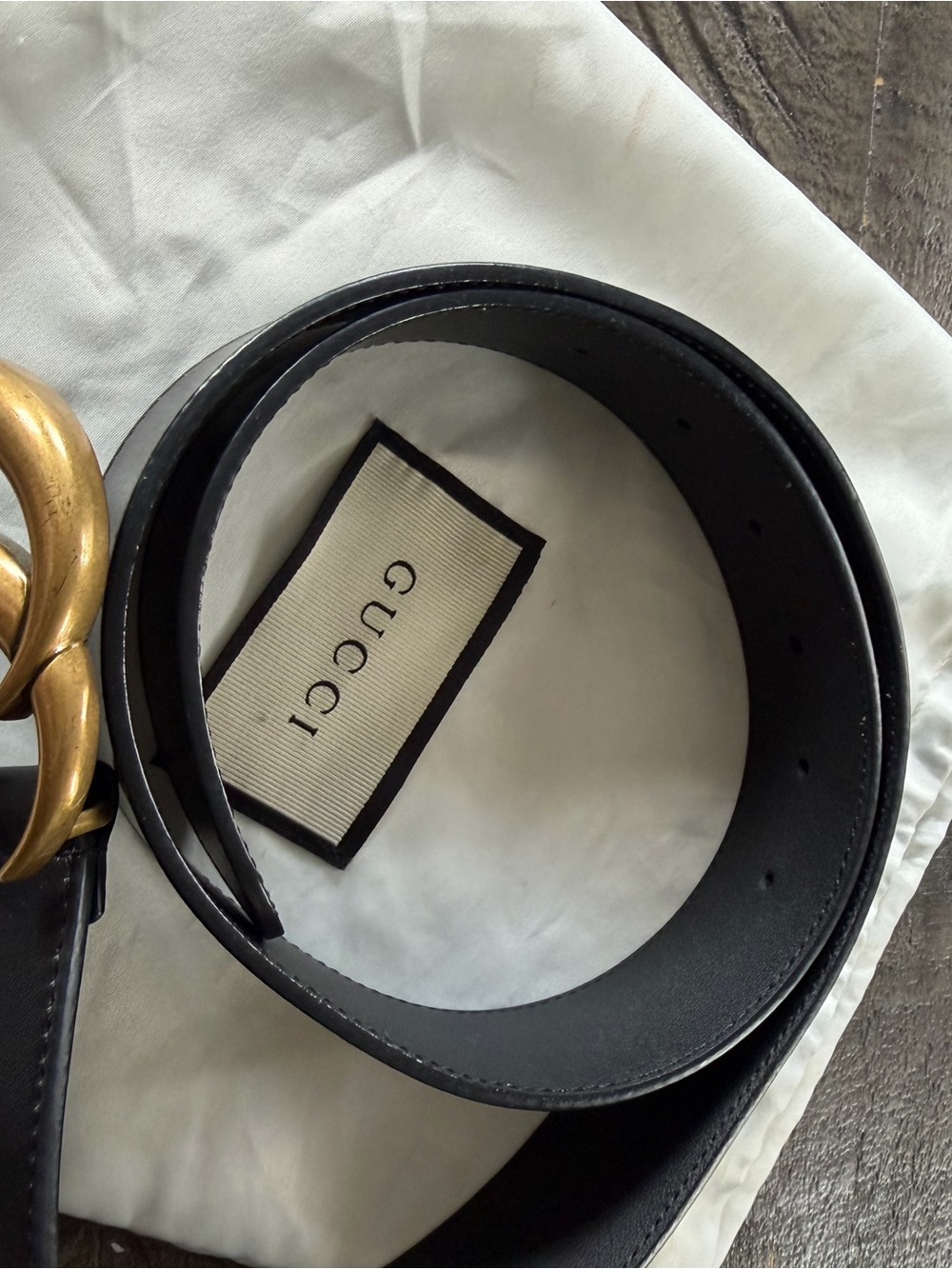 Gucci Black Leather Belt with Antique Gold Double-G Buckle - Picture 7 of 9